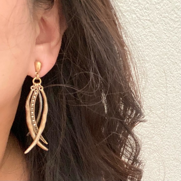 CHICO’s Brass-tone Multi-strand Micro Cable Fringe Gunmetal Rhinestones Necklace - Picture 8 of 12